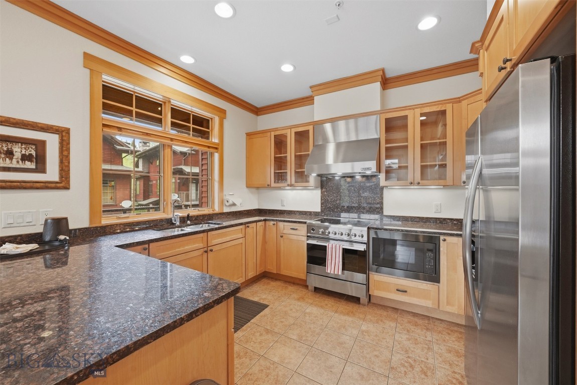 Spanish Peaks Club Condos - Residential