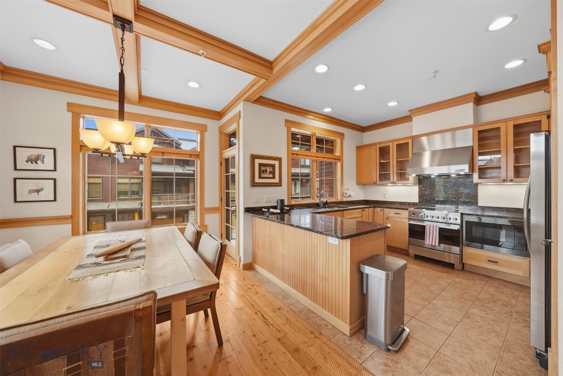 Spanish Peaks Club Condos - Residential