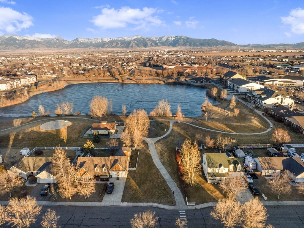 River Rock and Royal Village - Residential