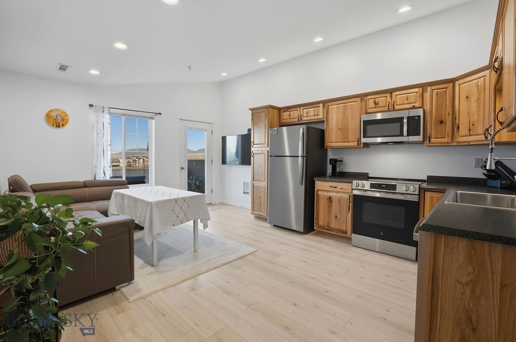 River Rock and Royal Village - Residential