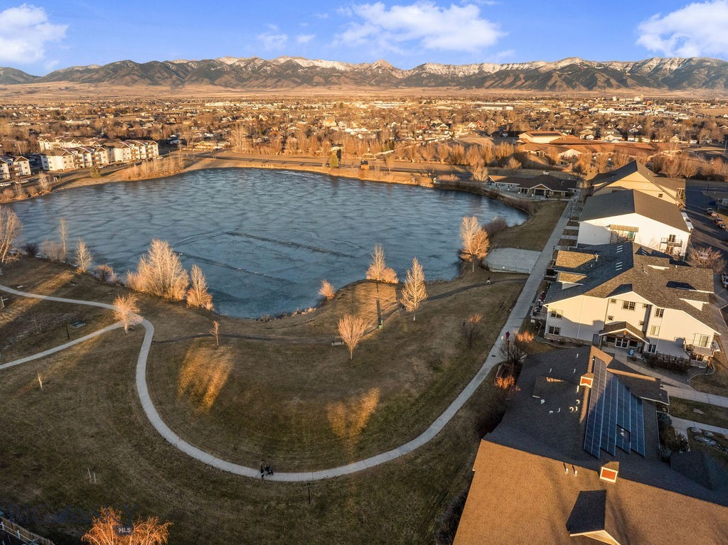 129 Village Drive 301B