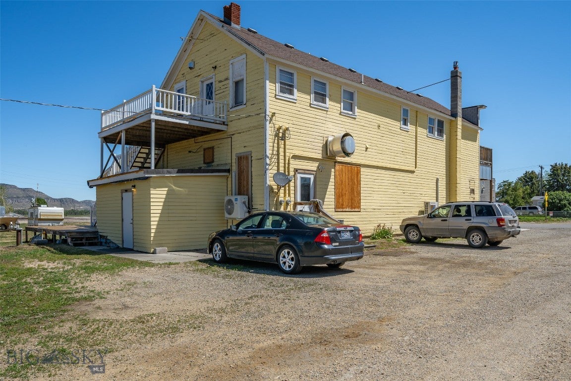 21 Main Street