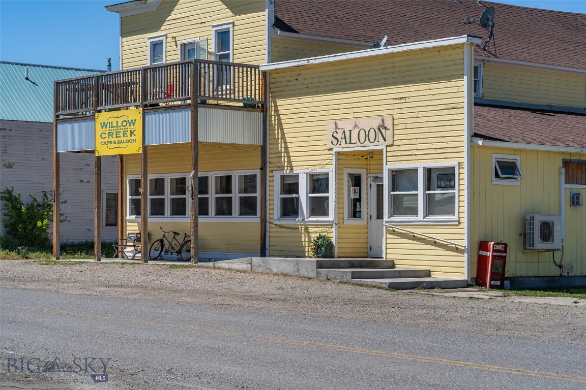 21 Main Street