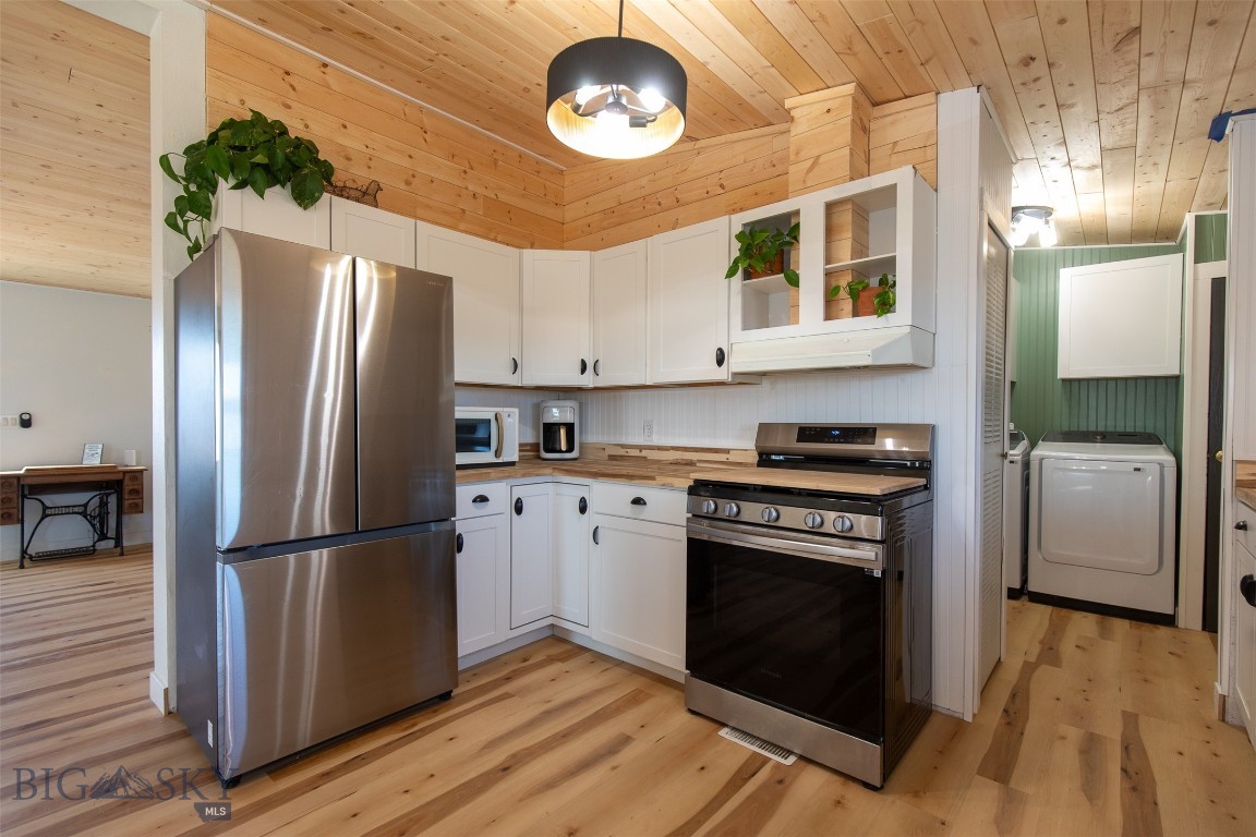 690 Missouri Overlook Ln