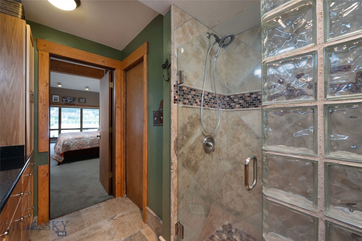 Snowflake Skycrest Condo - Residential