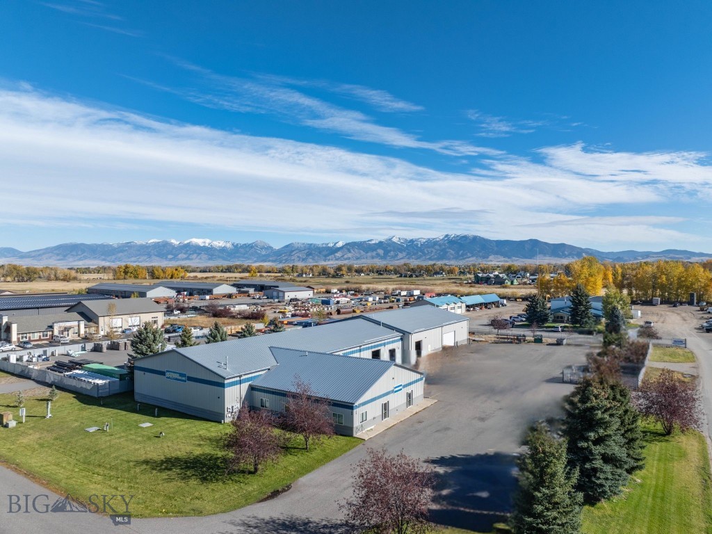 Shedhorn - Commercial Lease