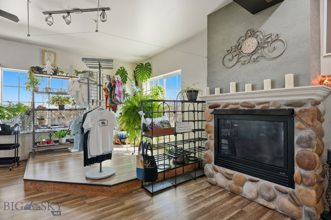 River Rock and Royal Village - Commercial Sale