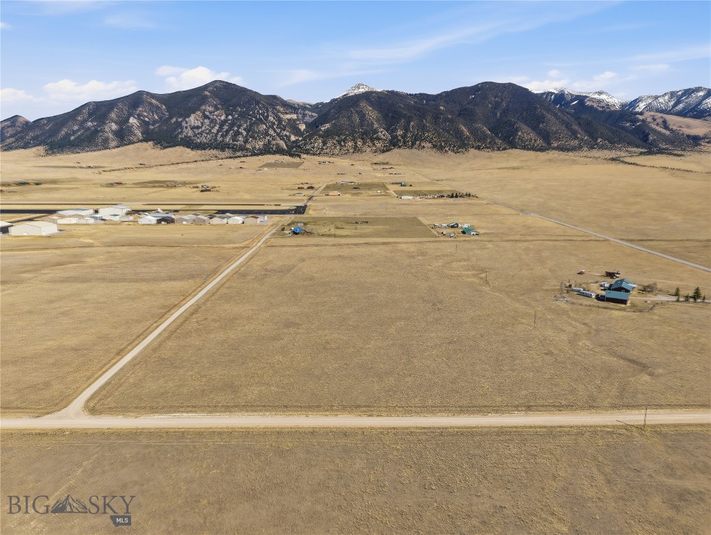 Shining Mountain Airpark - Land