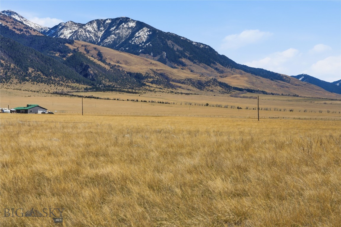 Shining Mountain Airpark - Land