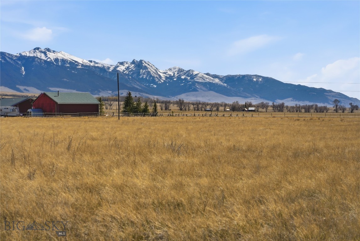 Shining Mountain Airpark - Land