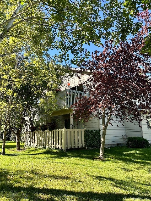 10 S Yellowstone Street 19
