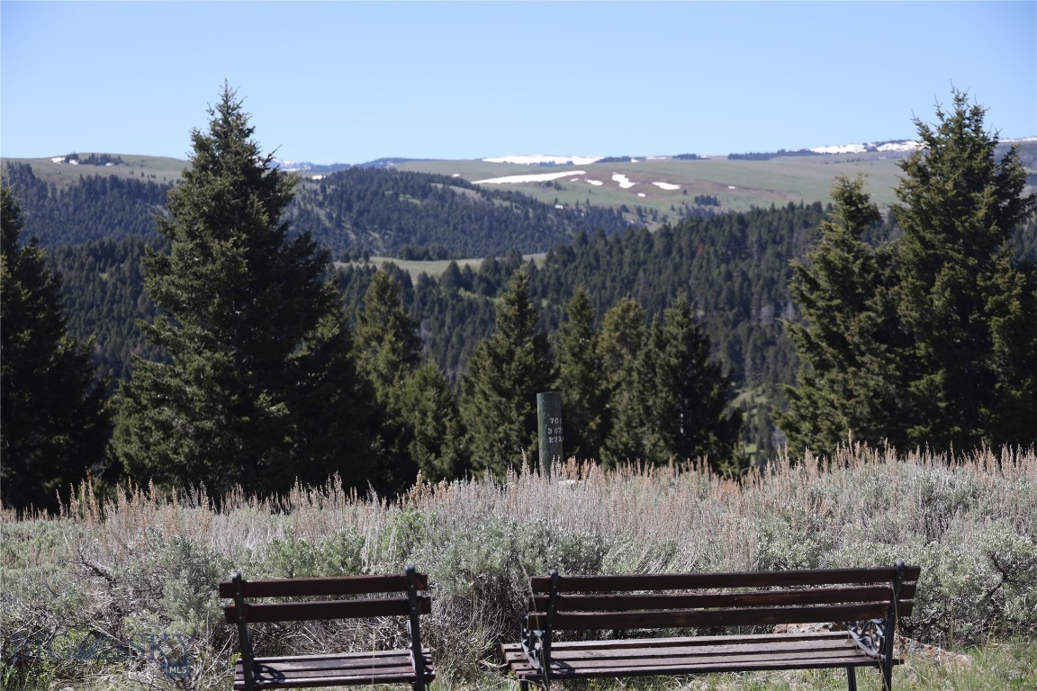 Shining Mountain Unit III - Residential