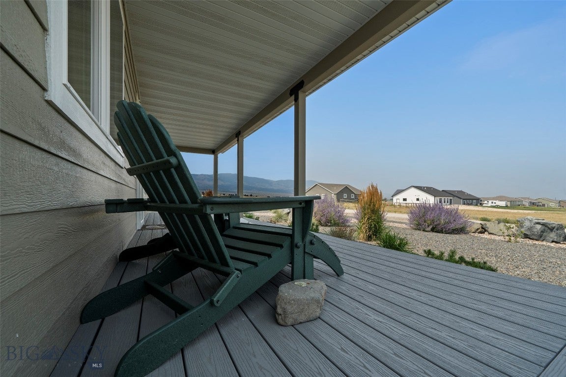 9 Blackfoot Trail