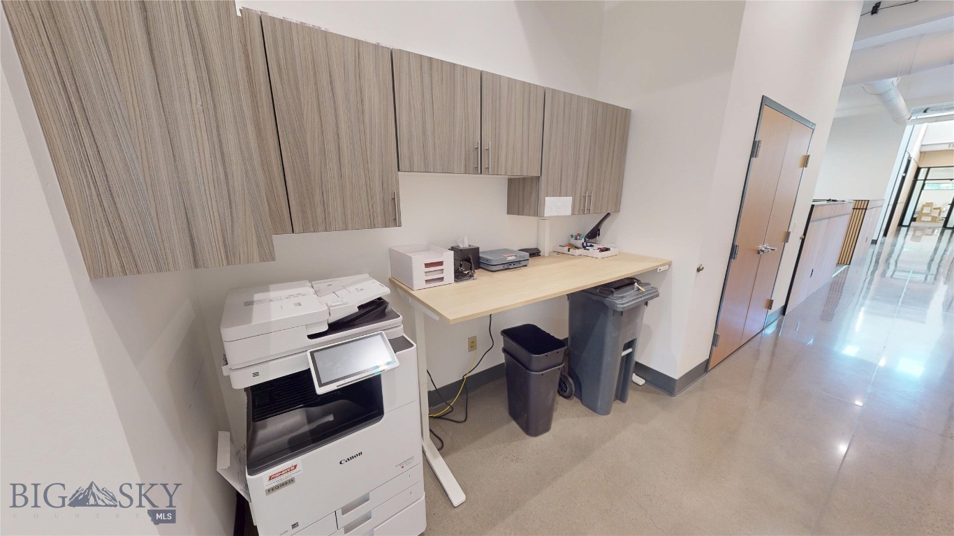 Woodland Park - Commercial Lease