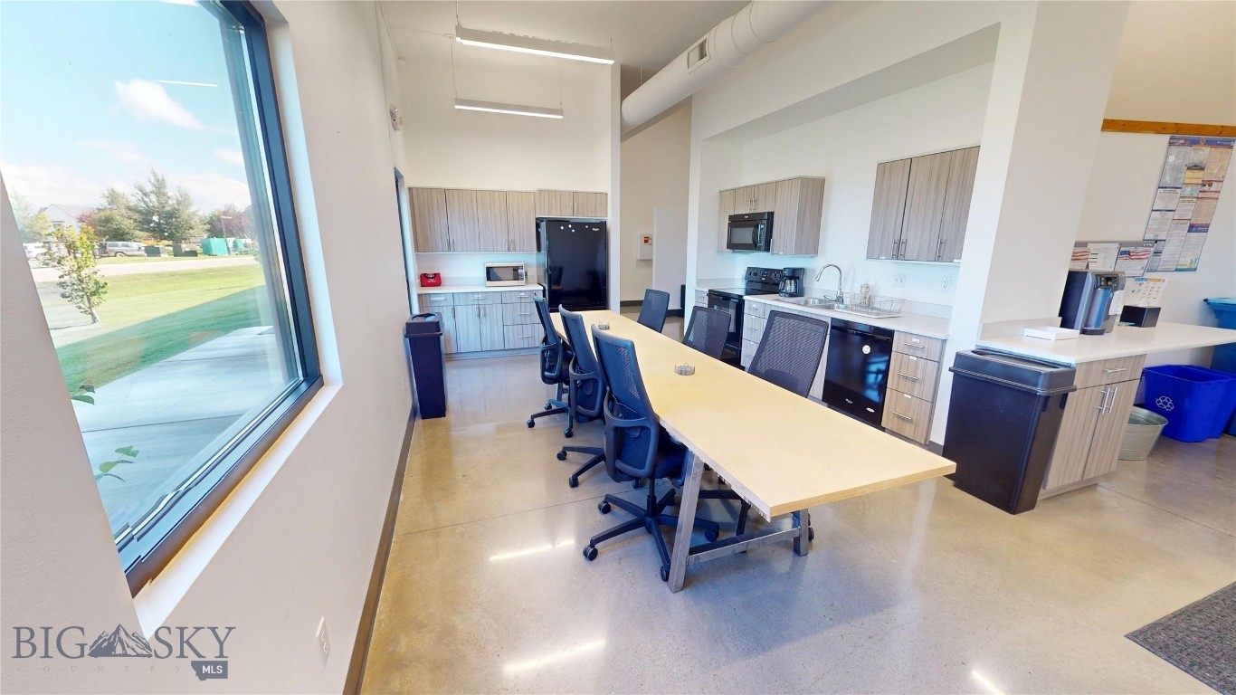 Woodland Park - Commercial Lease