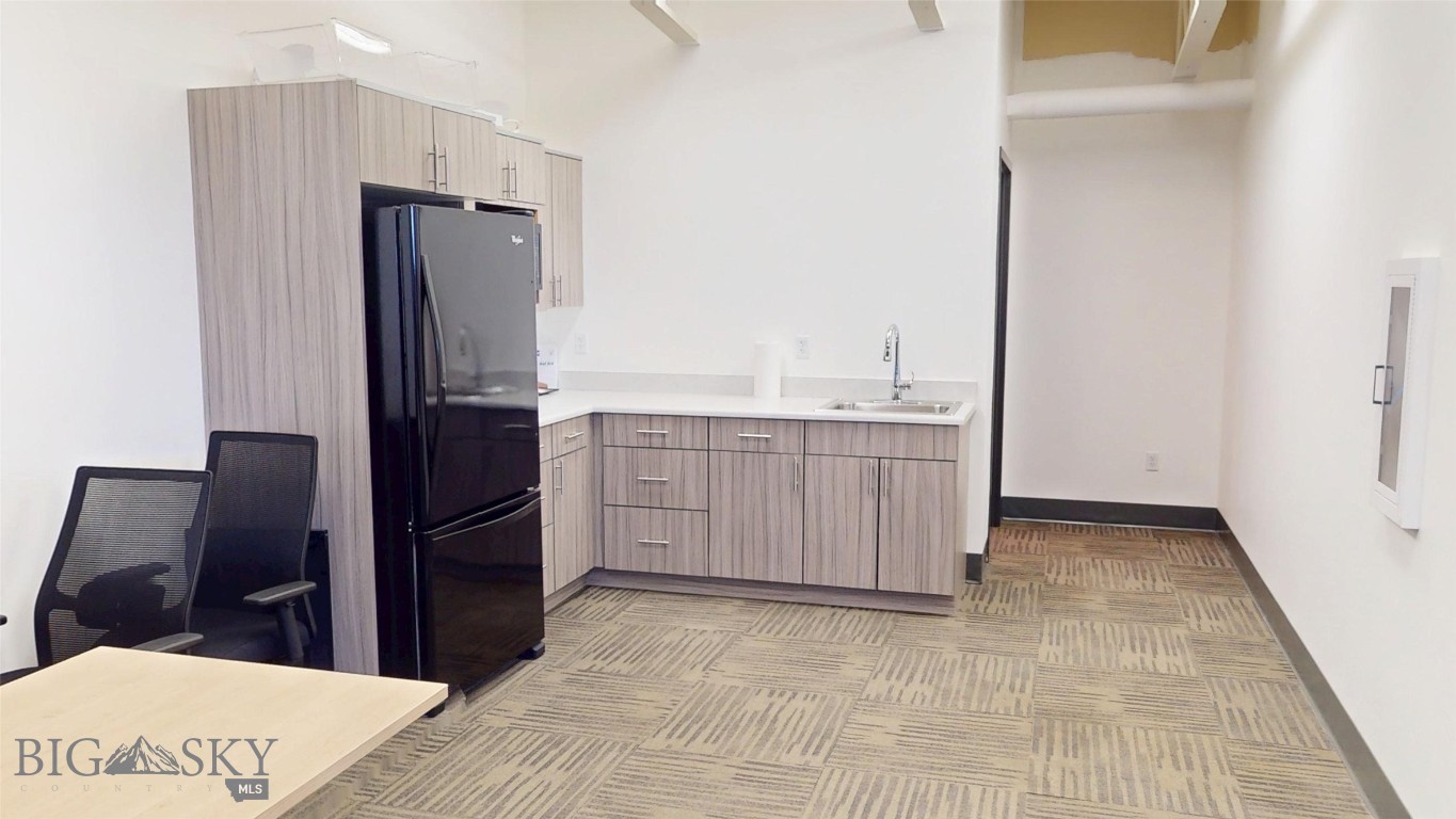 Woodland Park - Commercial Lease