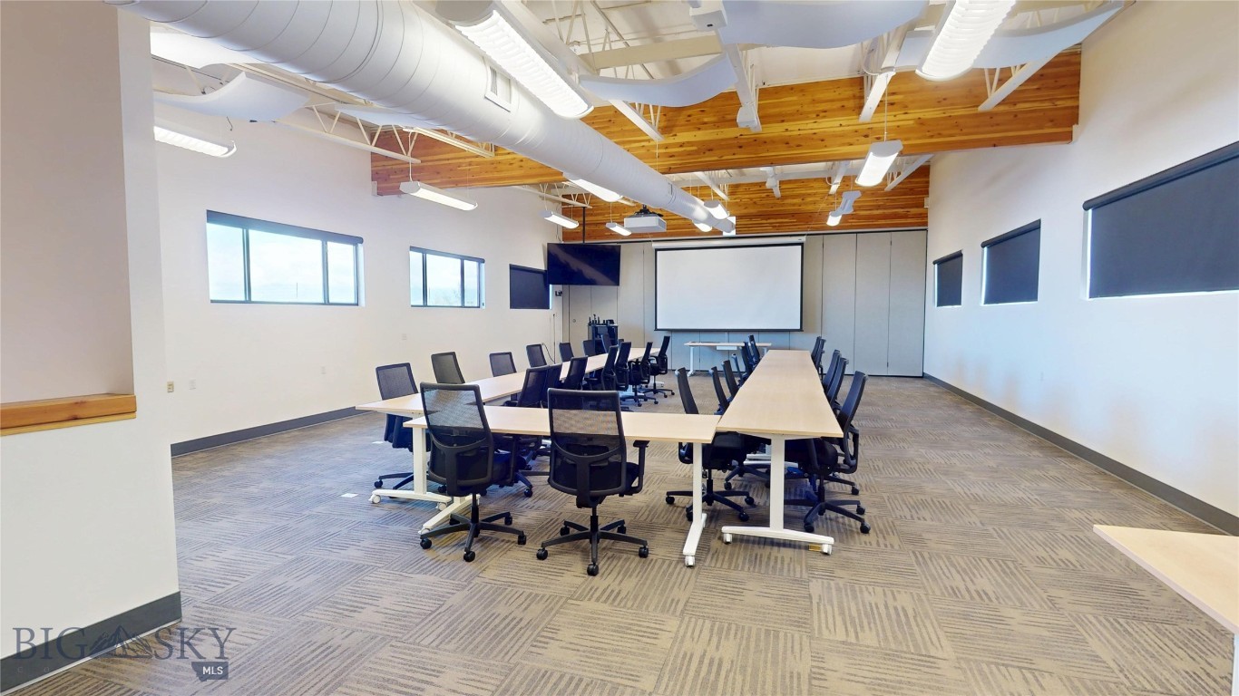 Woodland Park - Commercial Lease