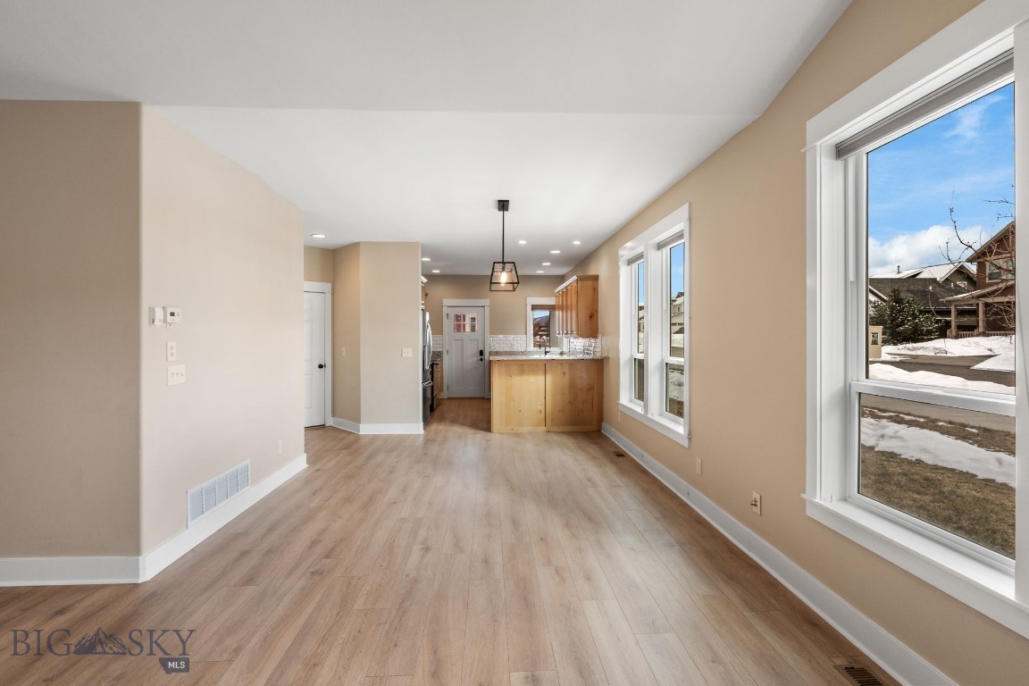 Bozeman, Montana 59715, United States, 3 Bedrooms Bedrooms, ,2 BathroomsBathrooms,Residential,Active,94739