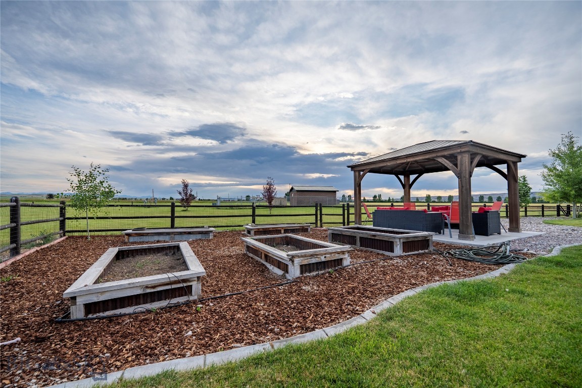 Pioneer Crossing - Residential