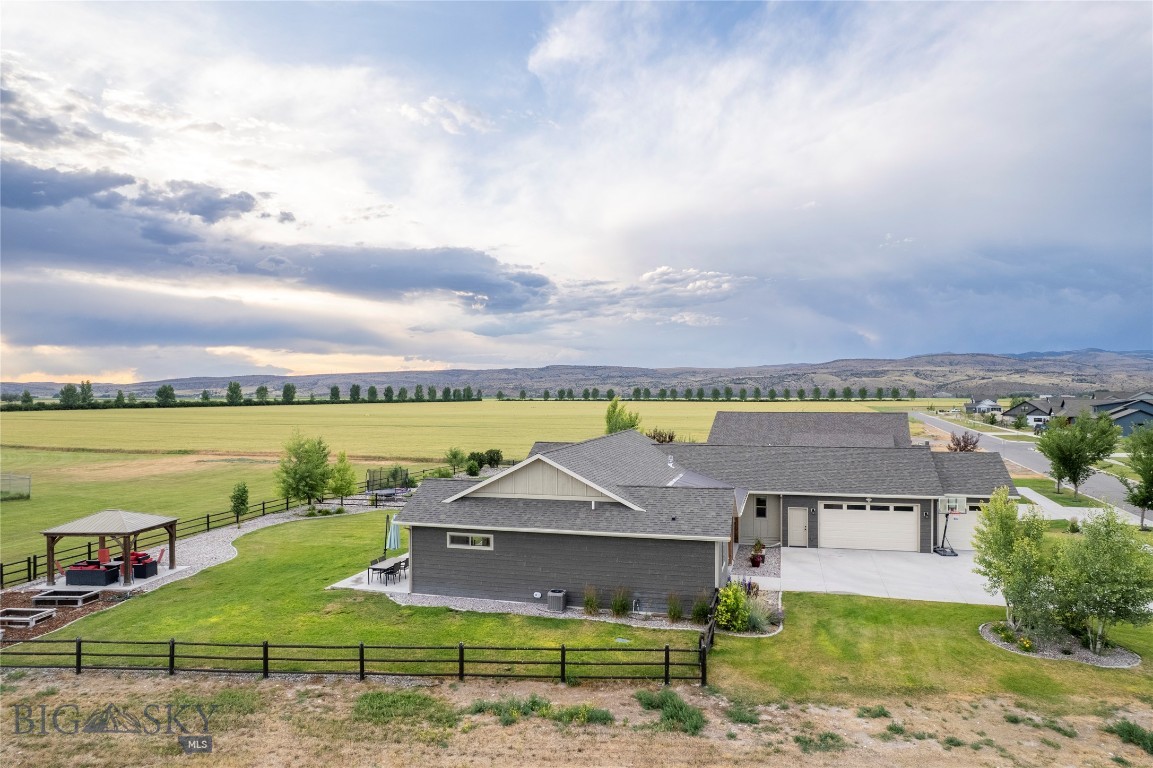 Pioneer Crossing - Residential