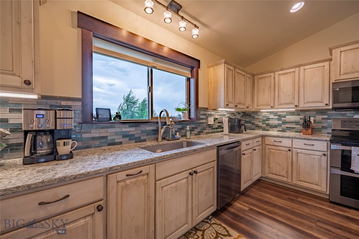 Pioneer Crossing - Residential