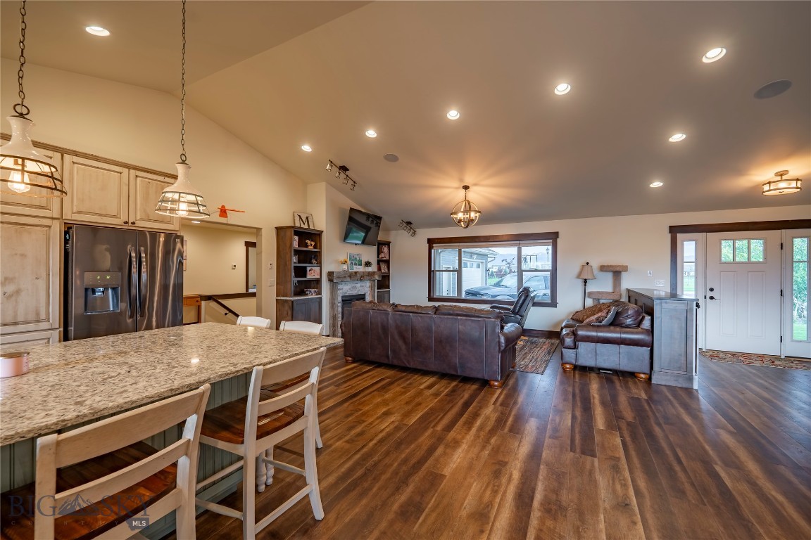 Pioneer Crossing - Residential