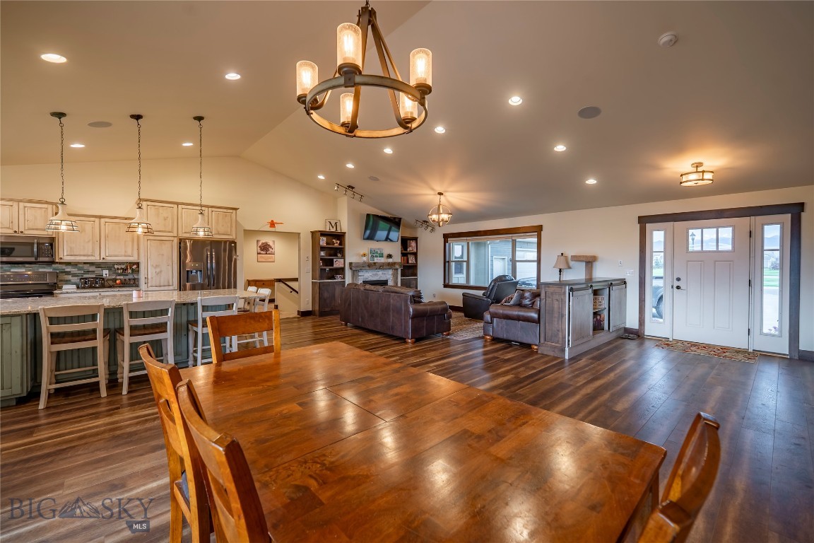 Pioneer Crossing - Residential