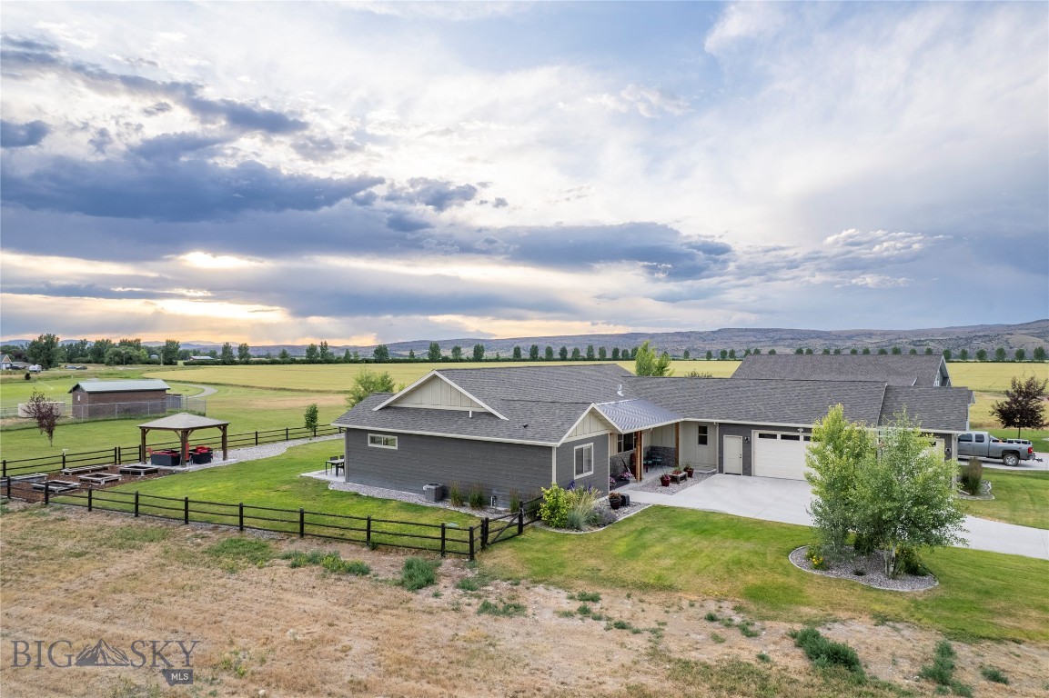 Pioneer Crossing - Residential