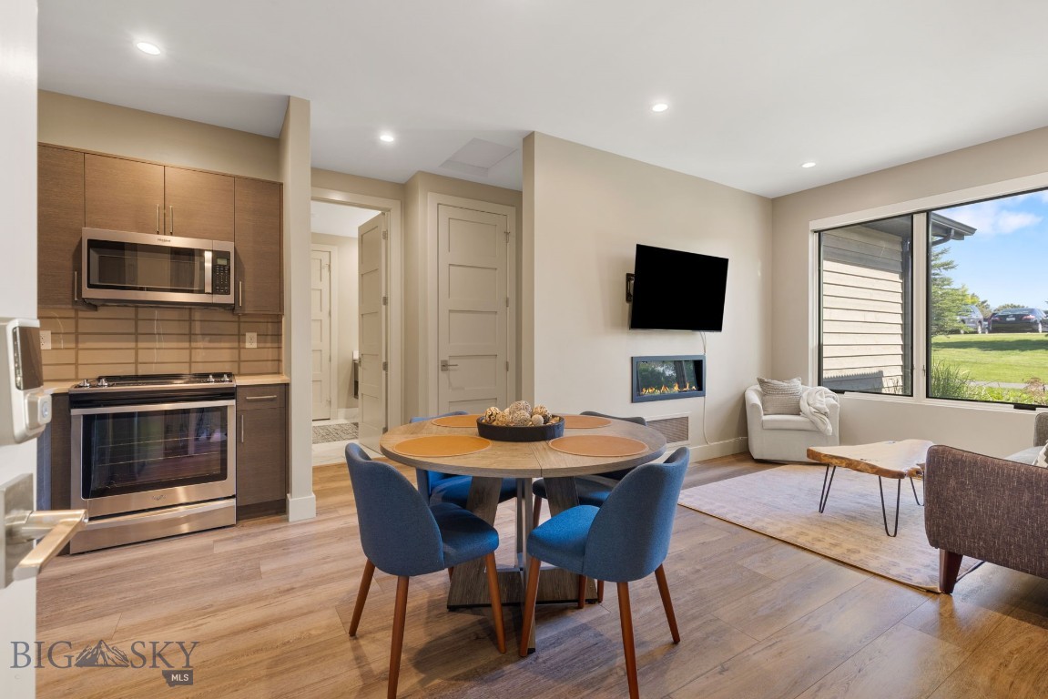 43 Highnoon Way B