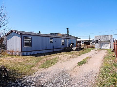 Photo of 3305 Mantle Street, Butte, MT 59701 (MLS # 410142)