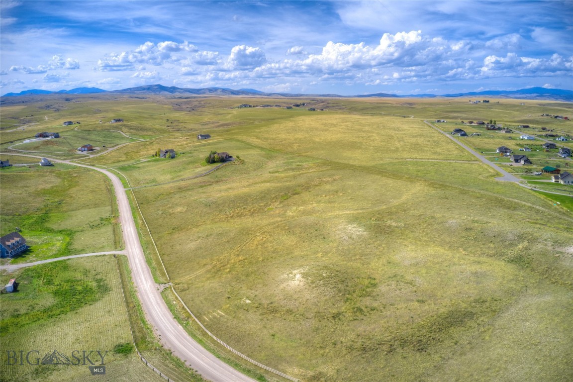 Stunning 5+ Acre Lot with Breathtaking Views and Ready-to-Build Plans!
Included with the sale are meticulously prepared blueprints for a stunning home designed to maximize the views and natural beauty of the land. Save time and effort by starting your construction project with these professionally crafted plans. The elevated location of the build site provides incredible views of the surrounding natural landscape and the gentle slope of the land ensures easy construction and offers versatile landscaping options. Enjoy the peace and privacy that comes with a larger land parcel. With the engineering work already completed, you can start building your dream home sooner than you ever imagined. This land is not just a property; it's an investment in your future.