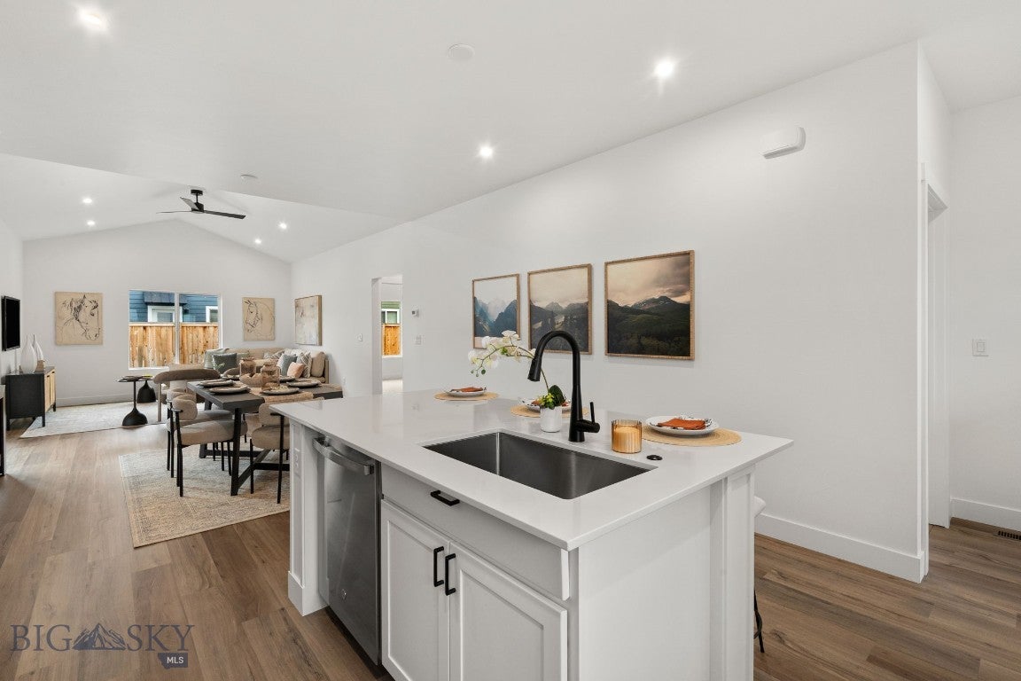 725 Spaniel Lane