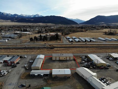 Photo of 1204 W Front Street, Livingston, MT 59047 (MLS # 403773)