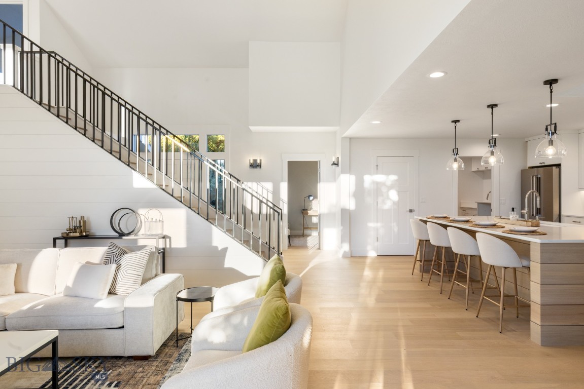 Meadows South Condo - Residential