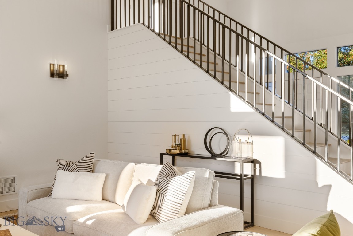Meadows South Condo - Residential