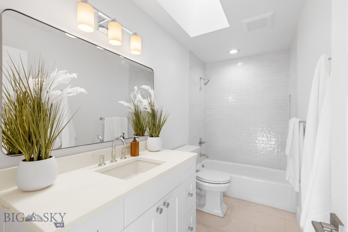 Meadows South Condo - Residential