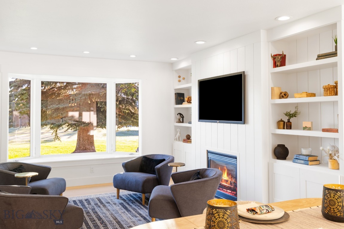 Meadows South Condo - Residential