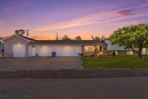 Photo of 1123 W Summit Street, Livingston, MT 59047 (MLS # 413607)