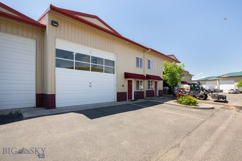 Photo of 26 Shawnee Way #C, Bozeman, MT 59715 (MLS # 404003)
