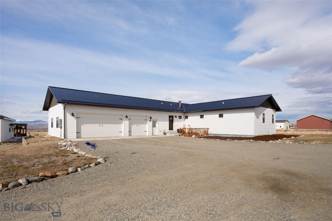 Ruby Rock - Residential