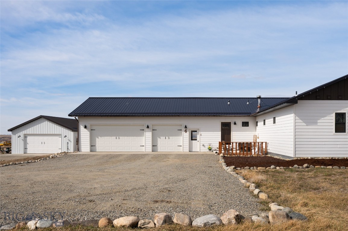Ruby Rock - Residential