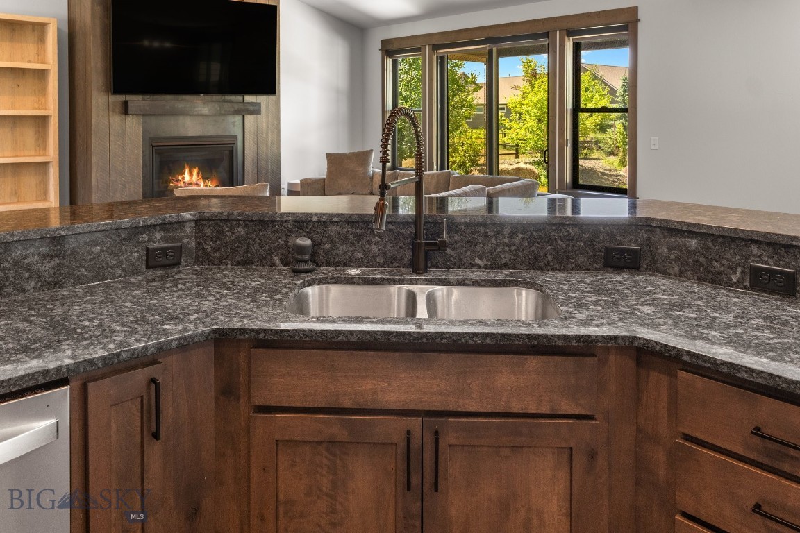 Pioneer Crossing - Residential