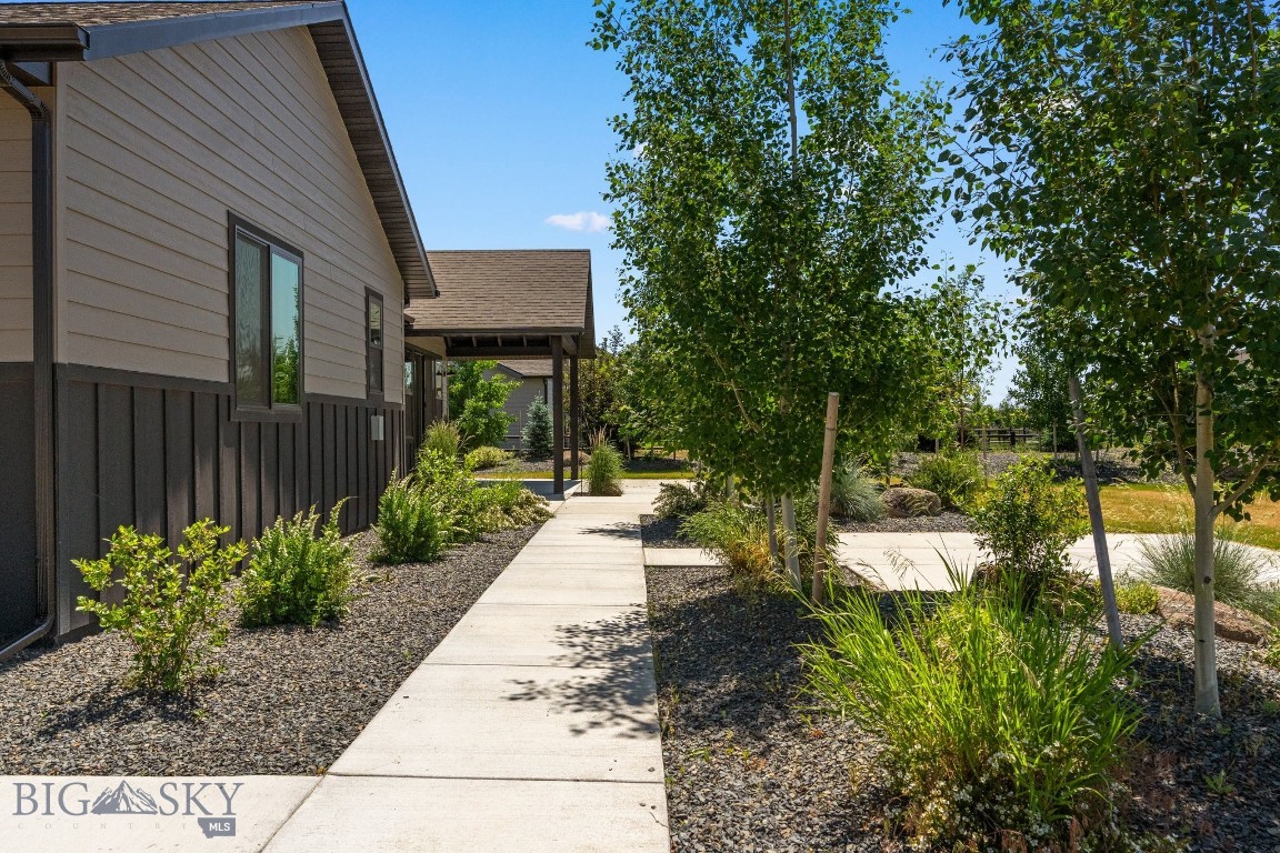 Pioneer Crossing - Residential