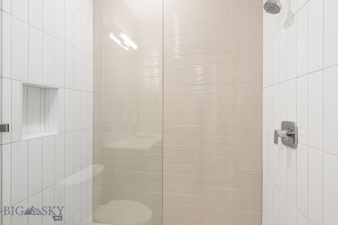 Creekside Meadows - Residential