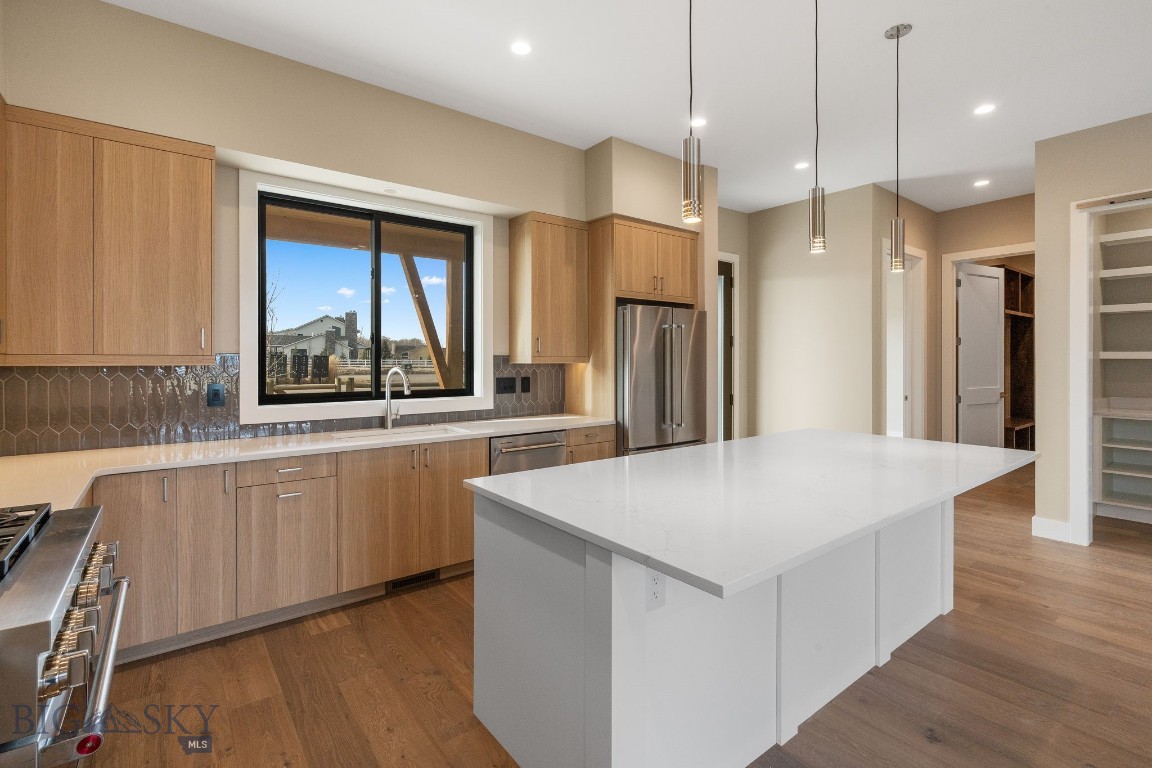 Creekside Meadows - Residential