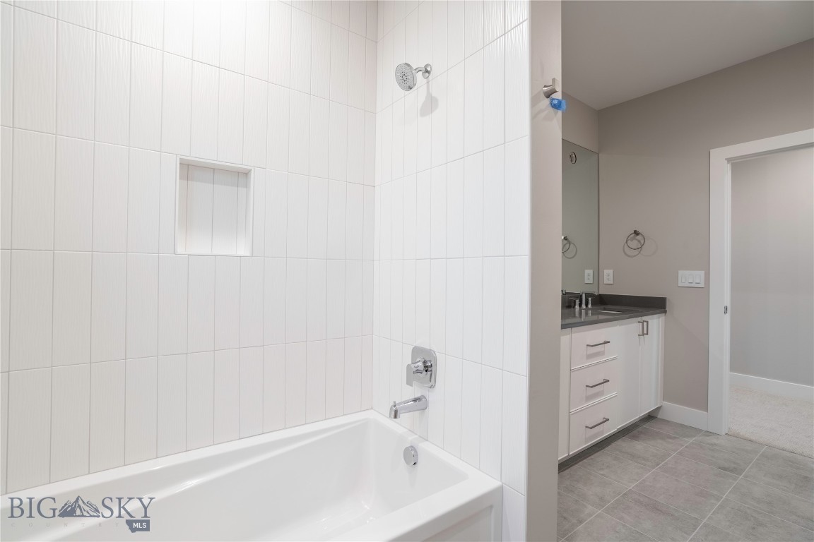 Creekside Meadows - Residential