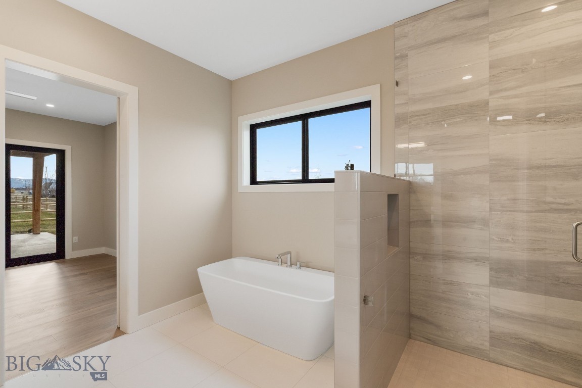 Creekside Meadows - Residential