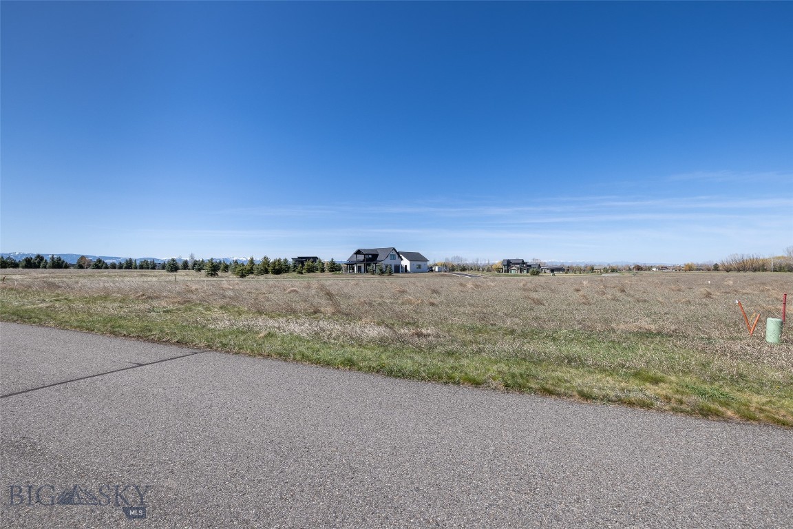 Bridger Lake Meadows - Land