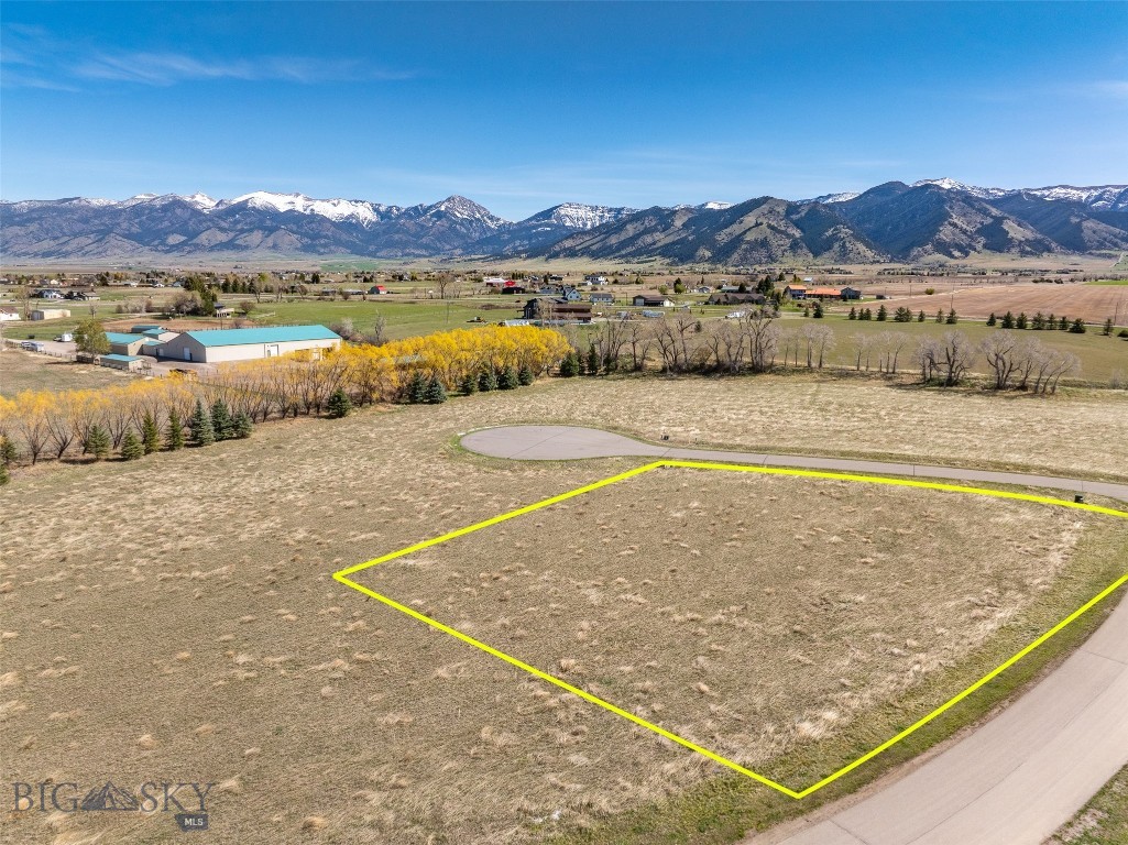 Bridger Lake Meadows - Land