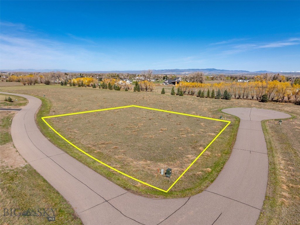 Bridger Lake Meadows - Land